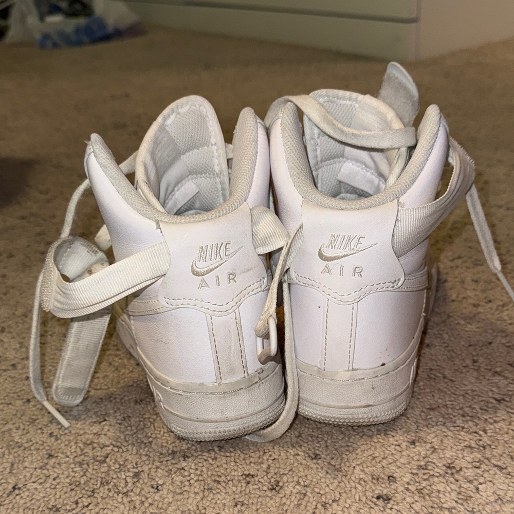 Nike White High-Top Sneakers - Picture 3 of 4